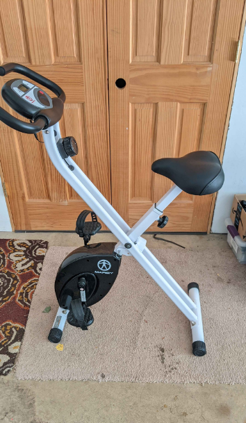 Marcy foldable bike is perfect for cardio