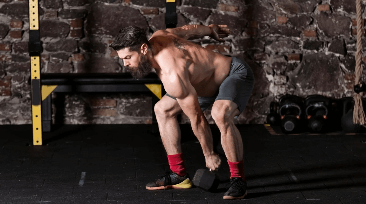 The one arm dumbbell snatch works a variety of key muscles