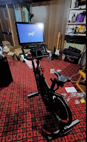 Bowflex Velocore 22 IC Bike offers an immersive indoor cycling experience with its leaning mode, magnetic resistance levels, and optional touchscreen