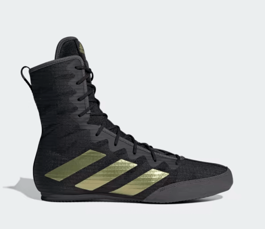 Step into the ring with confidence wearing these boxing shoes from Adidas, designed for optimal performance
